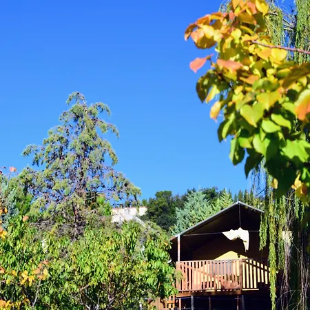 Luxury Tent On A Farm With Swimming Pool Campo de lujo